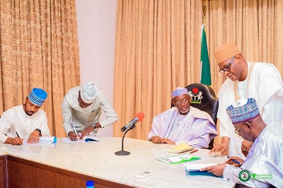 You are currently viewing Jigawa state sign mou to tackle clamate change and boost revenue